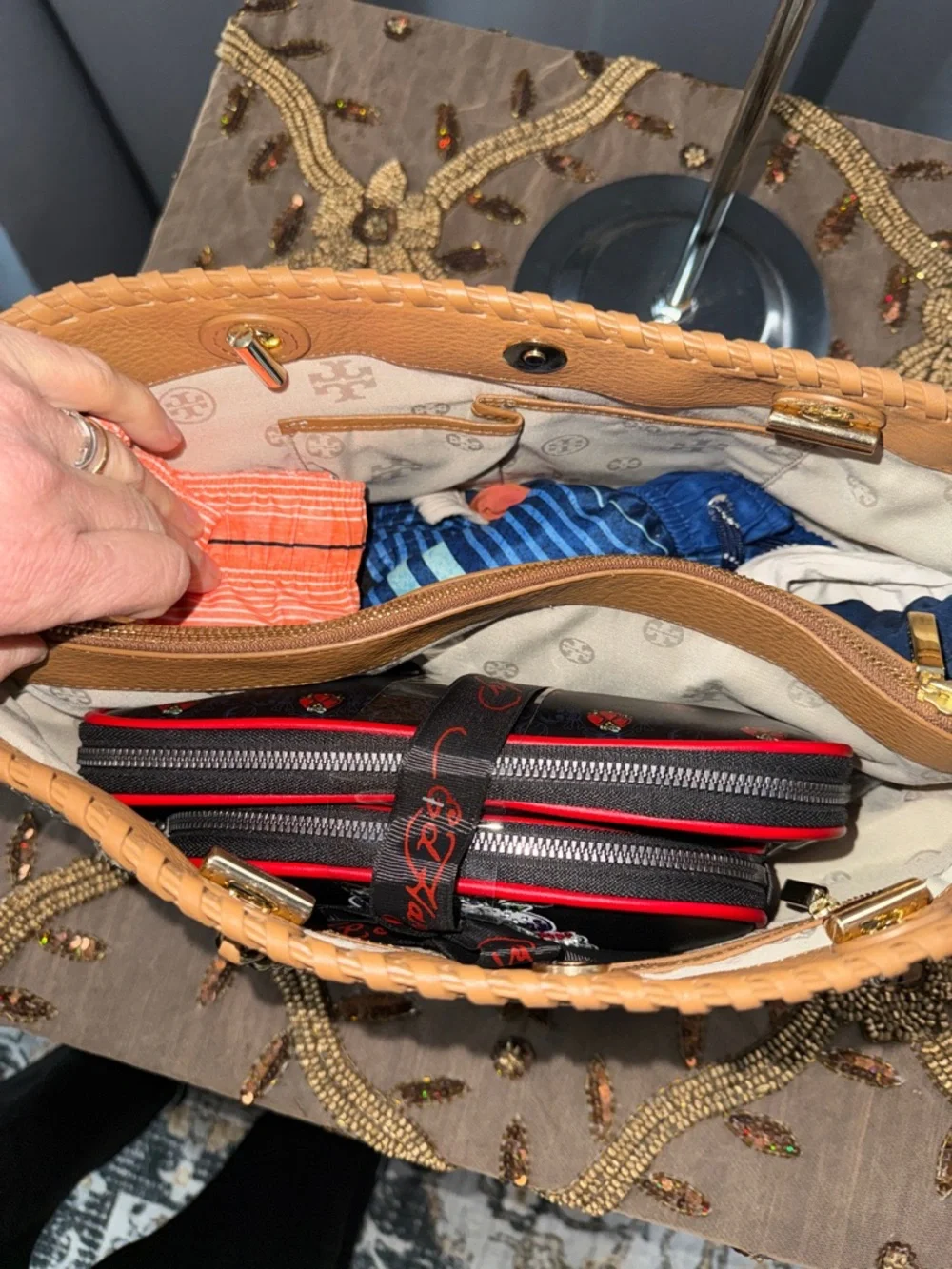 Tory Burch NWOT  tweet Tan and Cream Woven Tote with Chain-Trim Straps - Picture 10 of 17